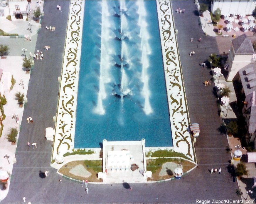 InternationalDriveFountain(13June74)b.JP