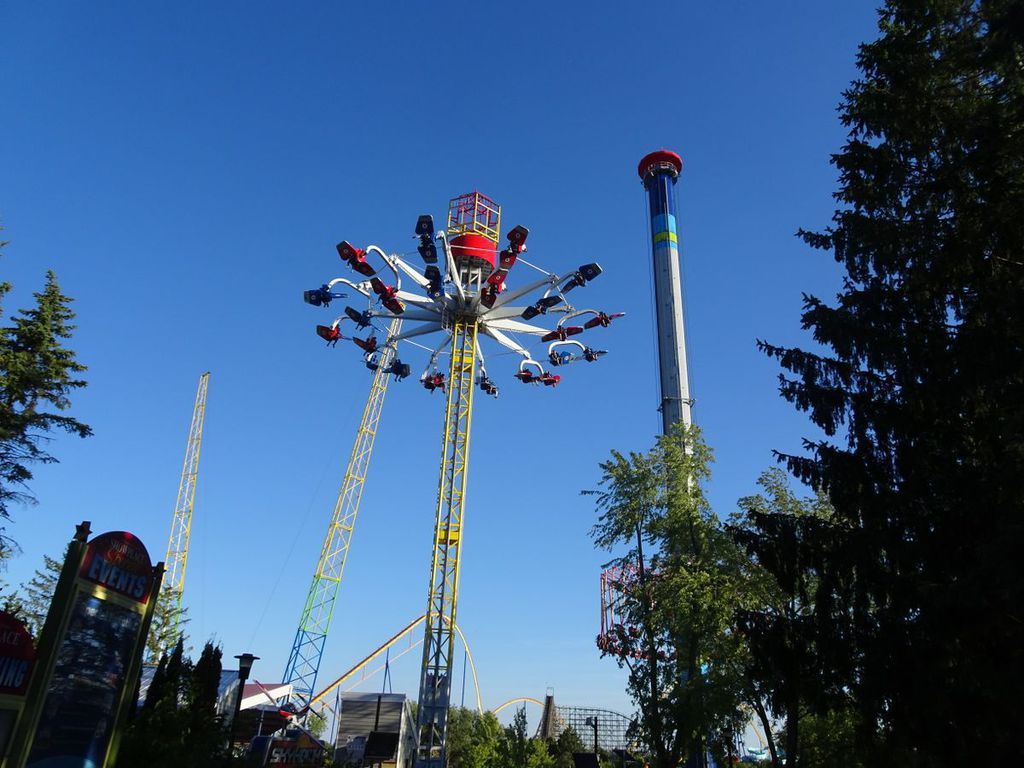 Skyhawk (Canada's Wonderland) - Coasterpedia - The Roller Coaster Wiki