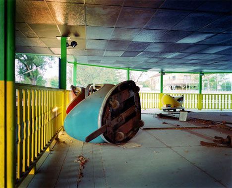 suzy-poling-abandoned-amusement-park-5.j