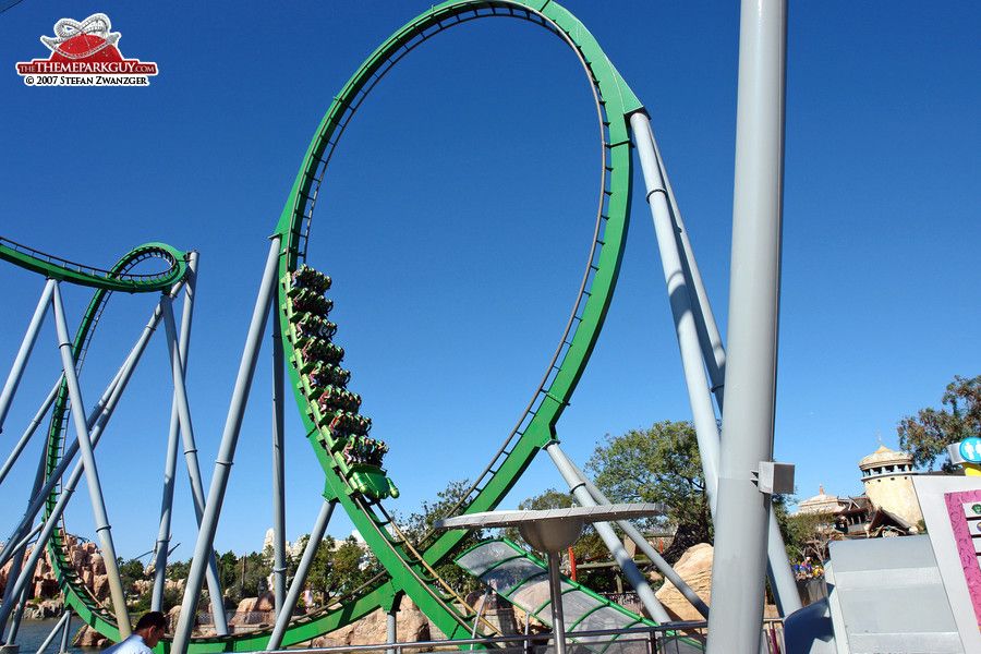hulk-coaster-loop-big.jpg