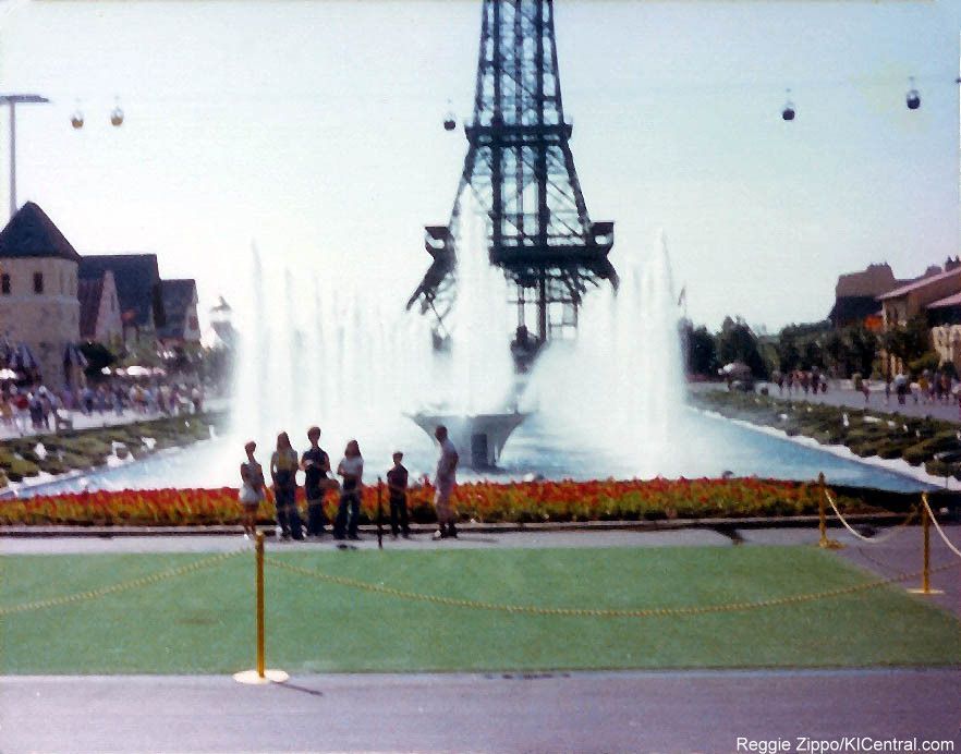 InternationalDriveFountain(13June74)a.JP