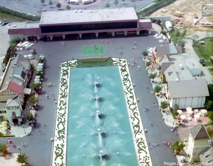 InternationalDriveMainGateRestaurantHeri