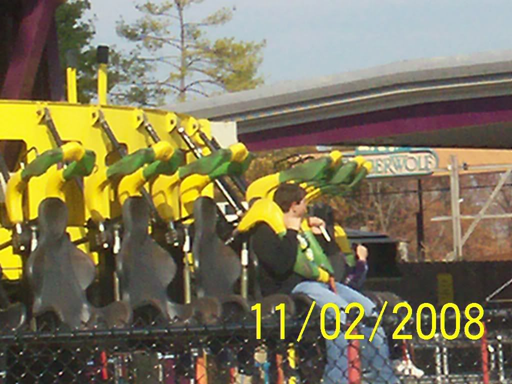 11-2-08kingsisland023-1.jpg