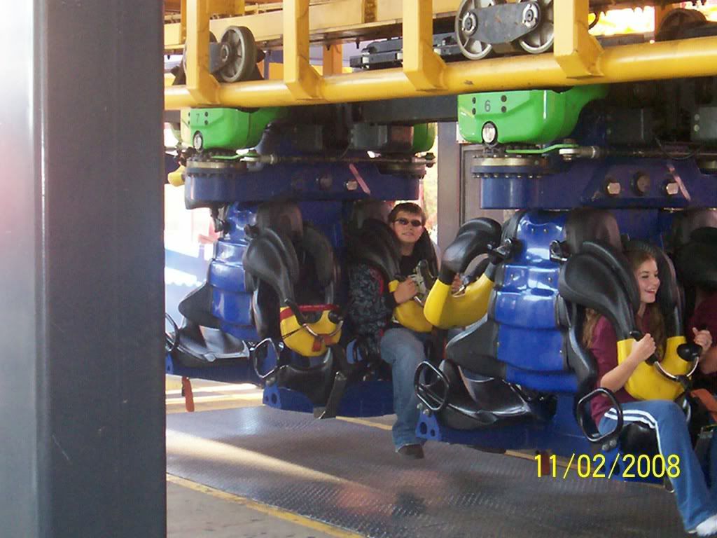 11-2-08kingsisland019-1.jpg