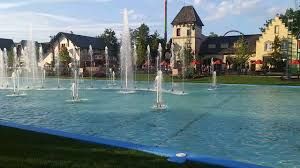 Kings Island International Street Fountain 6-12-19 - YouTube