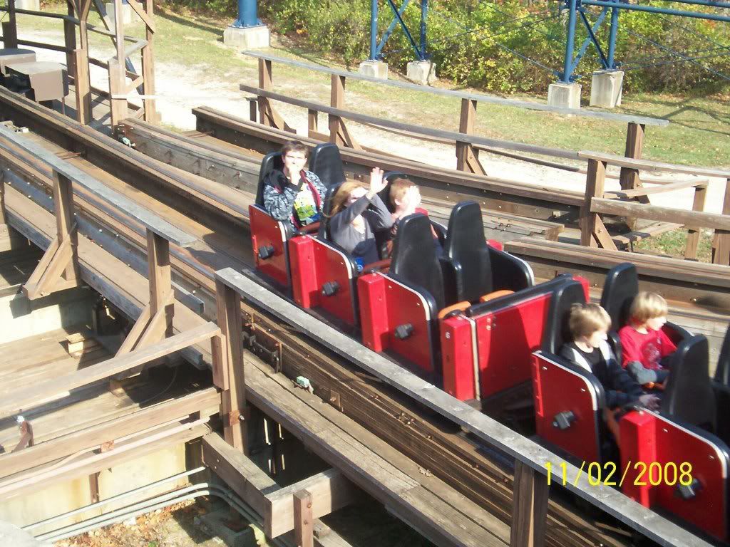 11-2-08kingsisland055.jpg