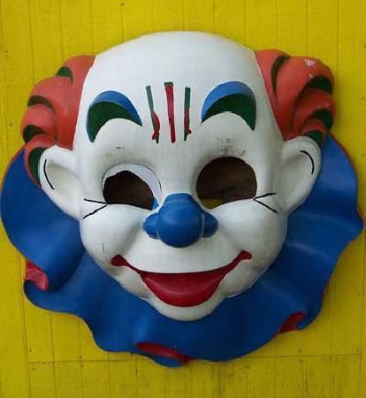 kiddieland-clown-hello.jpg