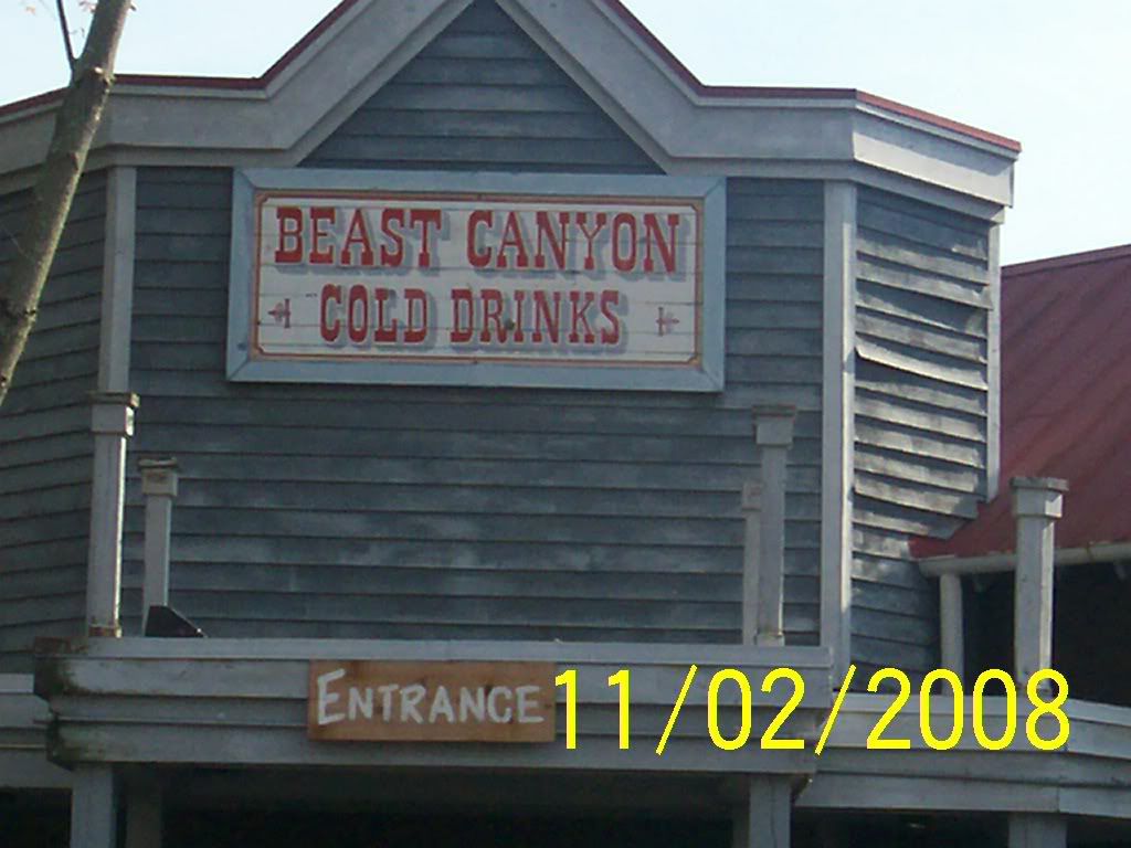 11-2-08kingsisland052.jpg